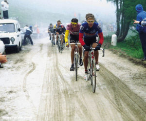 Hoogvliet - archief - archives - stock - - wielrennen - cycling - radsport - cyclisme - Passo di Gavia - Giro D’Italia - Andy Hampsten - foto Cor Vos ©2011