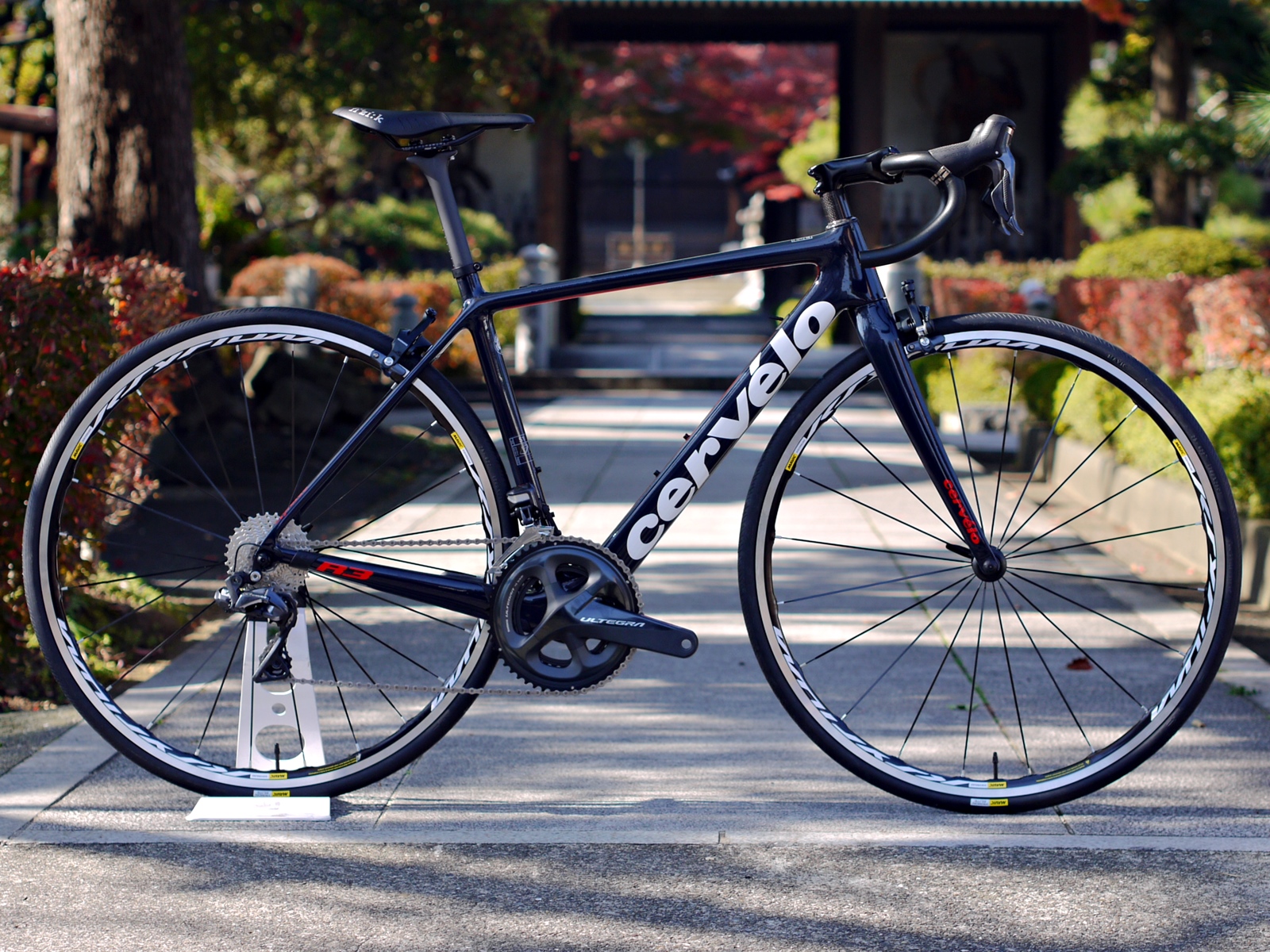 Cervelo New R3+R8050 Di2完成車入荷しました。 – CYCLECUBE