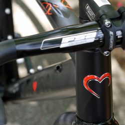 DE ROSA FEDEのフレームが現品限りお買い得です