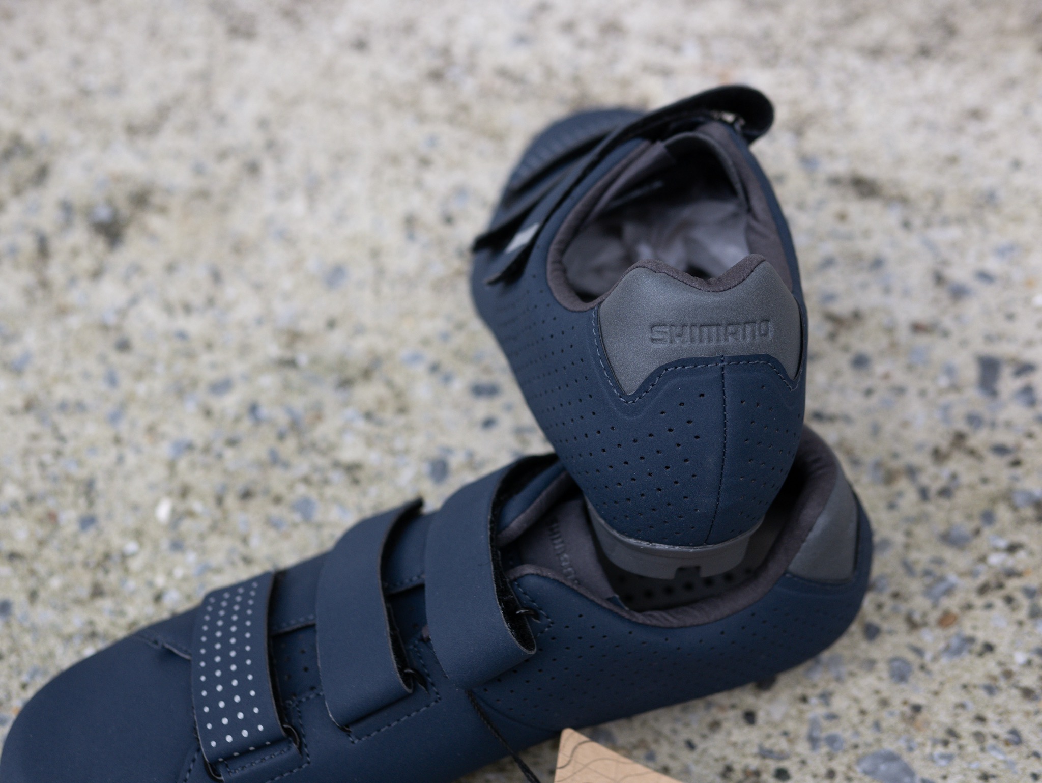 SHIMANO ビンディングシューズ RT5 SH-RT500 半額品 - ウェア SHIMANO ビンディングシューズ RT5 SH-RT500 半額品 - ウェア
