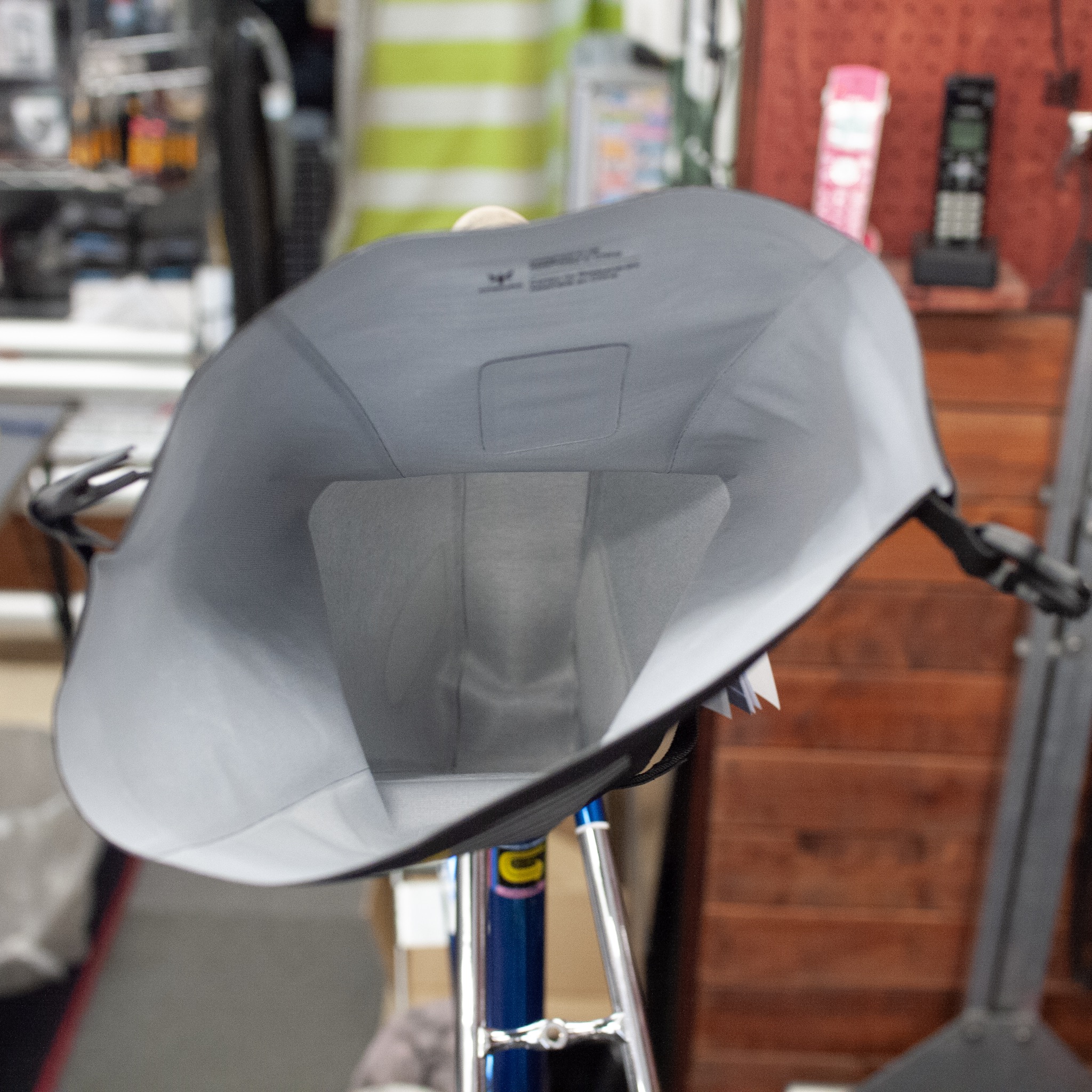 約200gの軽量、5リットル容量のサドルバッグ – CYCLECUBE