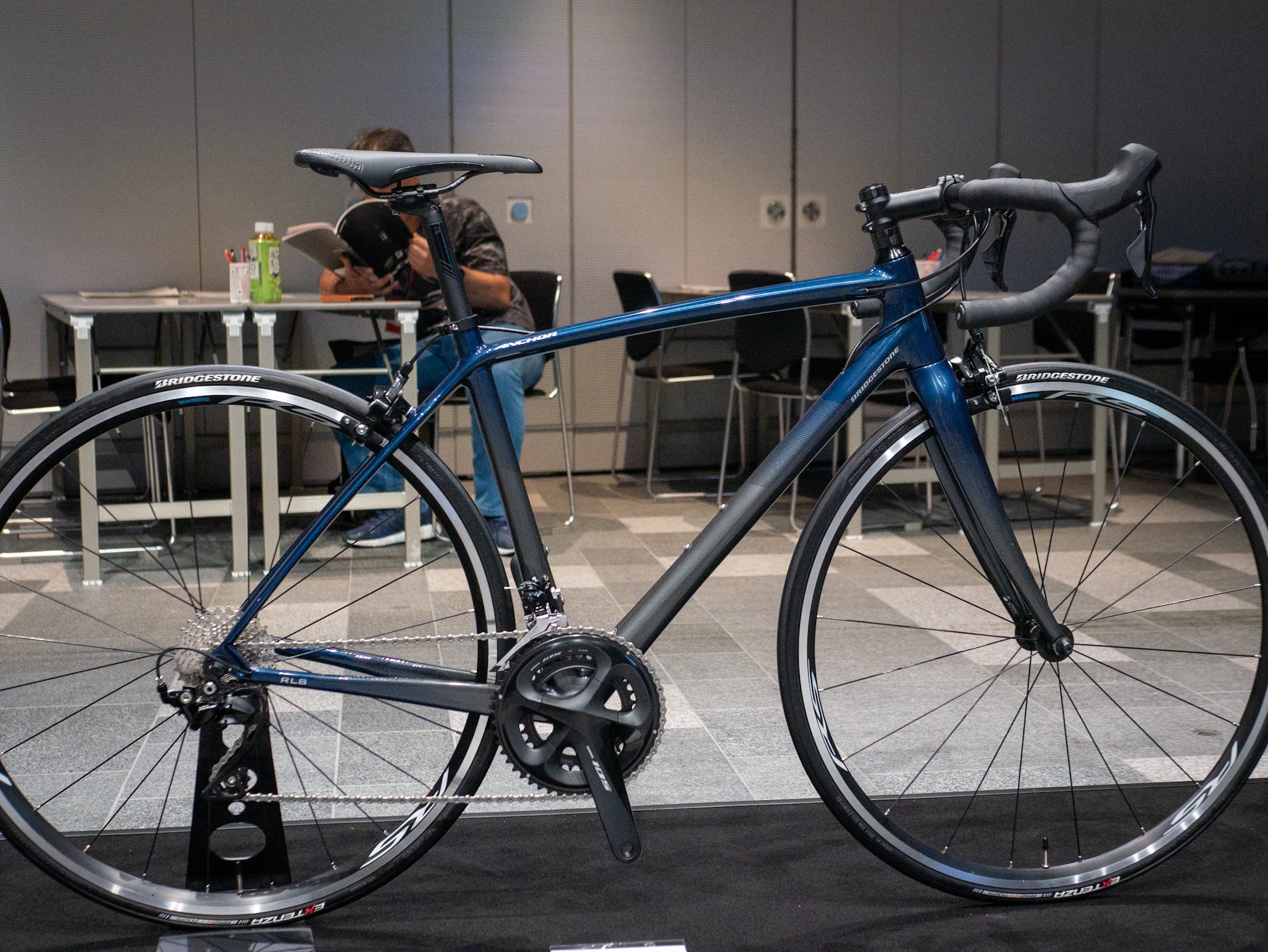送料無料◆2025新品  Anchor Cx6 Di2 見いだせる シクロクロス バラ売り可 自転車本体
