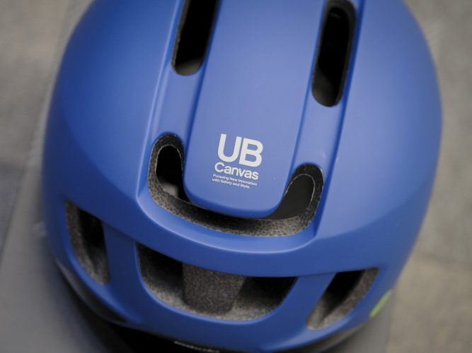 通勤、通学などの街乗りに最適なヘルメット、OGK CANVAS-URBAN