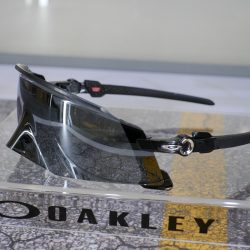 OAKLEY KATO