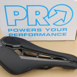 PRO STEALTHパフォーマンスサドル