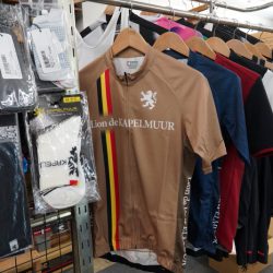 KAPELMUUR(カペルミュール)各種アイテム入荷しました。