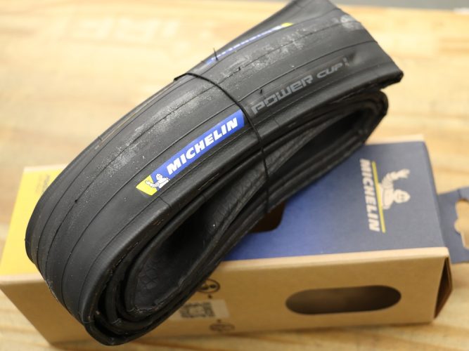 ミシュランの最新ロード用ハイエンドタイヤMICHELIN POWER CUP入荷しました。