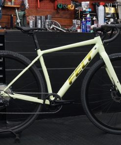FELT BREED30 納車しました