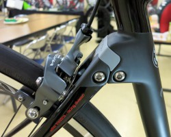 アクティフレックス(リンク+エラストマーダンパー)