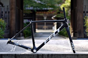 機械式(外装)、電動式両方に対応。