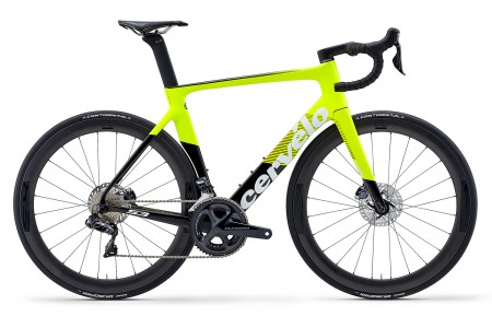 <a href="http://www.eastwood.co.jp/lineup/cervelo/s3_disc_1.html" target="_blank" rel="noopener">http://www.eastwood.co.jp/lineup/cervelo/s3_disc_1.html</a>