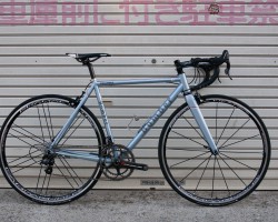 水平換算トップチューブ長:530mm