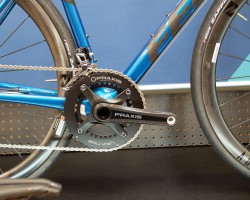 クランクはPraxis Zayante Carbon, 52/36T